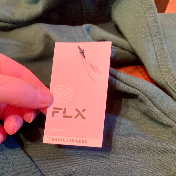 💥FLX quarter-zip cropped sweatshirt💥 NWT - Picture 9 of 11